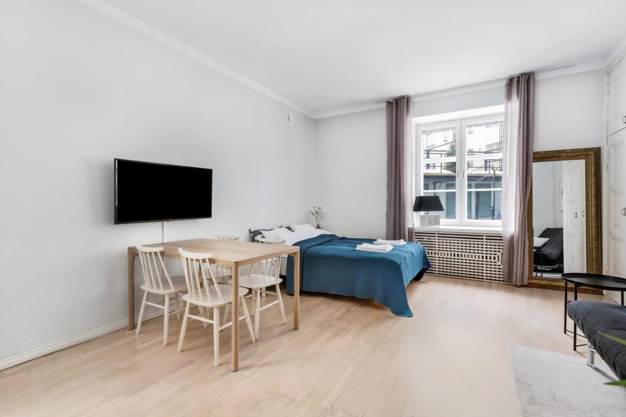 Wehost Modern Scandinavian Studio In Trendy Kallio Helsinki Exterior photo