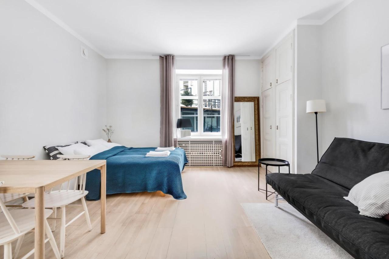Wehost Modern Scandinavian Studio In Trendy Kallio Helsinki Exterior photo